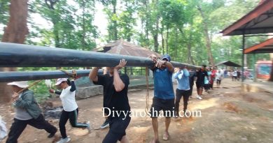 पानीको अभाव झेलेका विजयपुरवासी पाईप तान्न उर्लिए (भिडियो सहित)