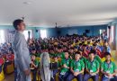 पब्लिक हाइ स्कुलका विद्यार्थी मोटिभेशनल तालिममा धुरु धुरु रोए